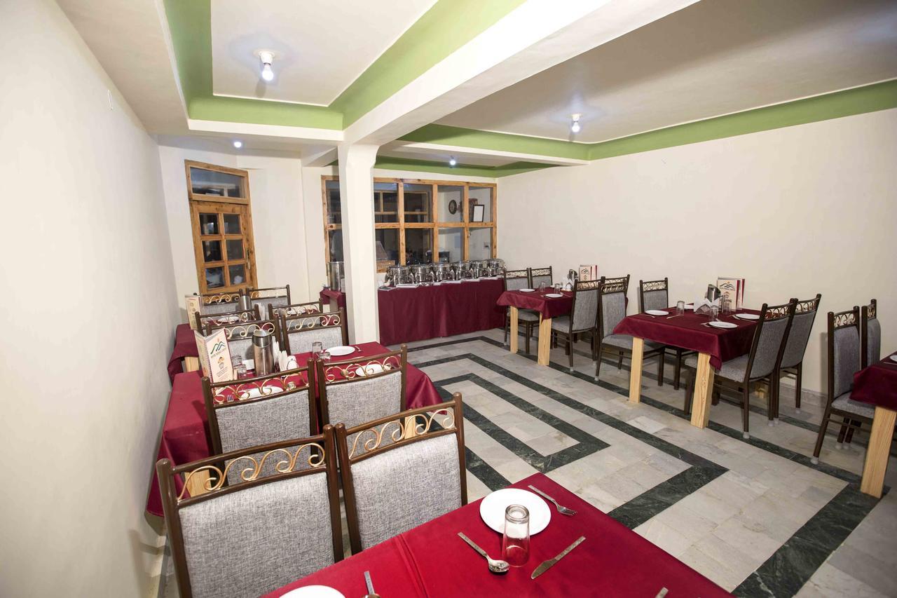 Hotel Nirmal Chhaya Manali  Exterior photo